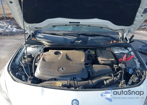 2014 Mercedes-Benz Cla 250 z USA, uszkodzony, nr VIN WDDSJ4EB0EN053692